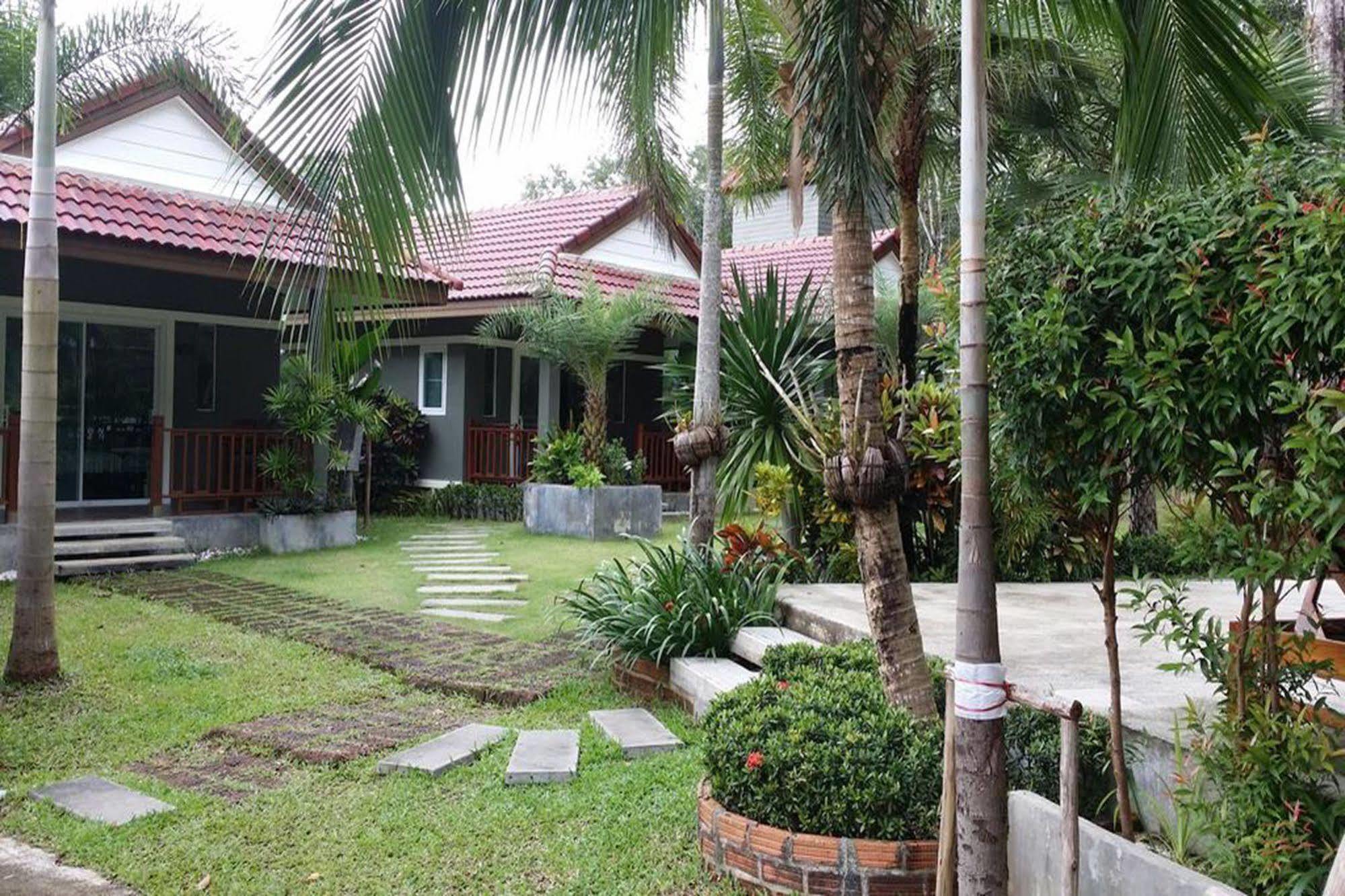Khaolak Yama Resort - Sha Plus Khao Lak Exterior photo